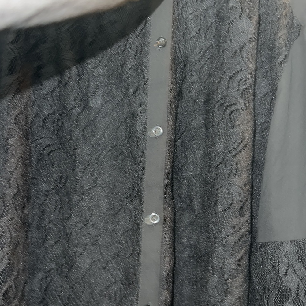Lace Blouse - Picture 3 of 7